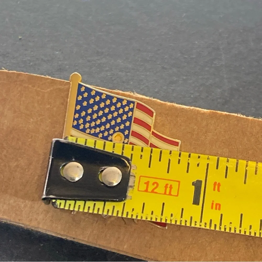 VTG Masonic Lapel Pinback Hat Pin Gold Tone US Flag Square Compass Lapel Tac Pin